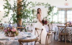 Photo Credit: Emily Exon Photography
Styled By: Chair Flair
Florals: Creative Edge Flowers
Model: Marina Pigueiras